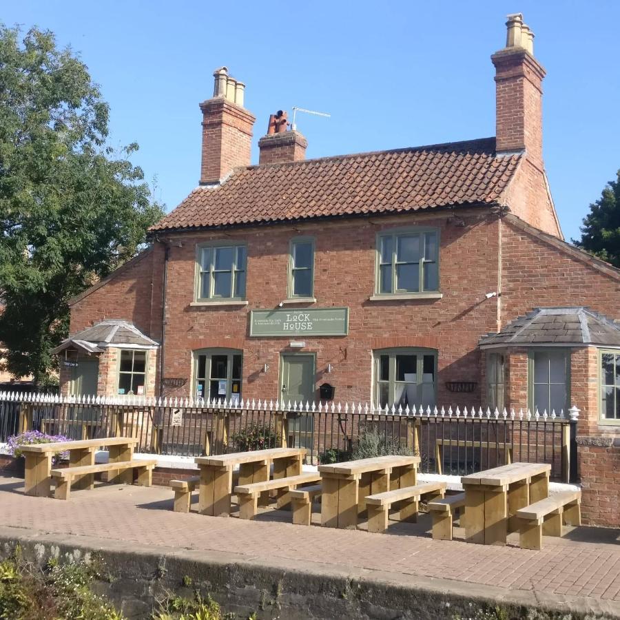 The Riverside Rooms Newark-on-Trent  Экстерьер фото